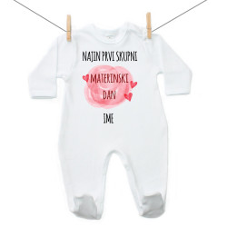 Pižama Najin prvi skupni materinski dan