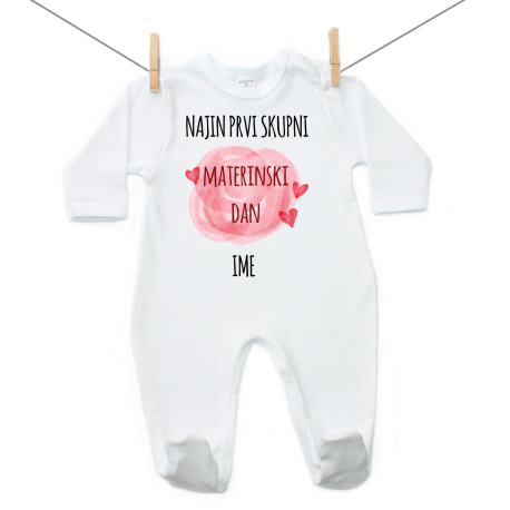 Pižama Najin prvi skupni materinski dan